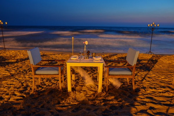 Romantic Beach Dinner at Edde Sands
